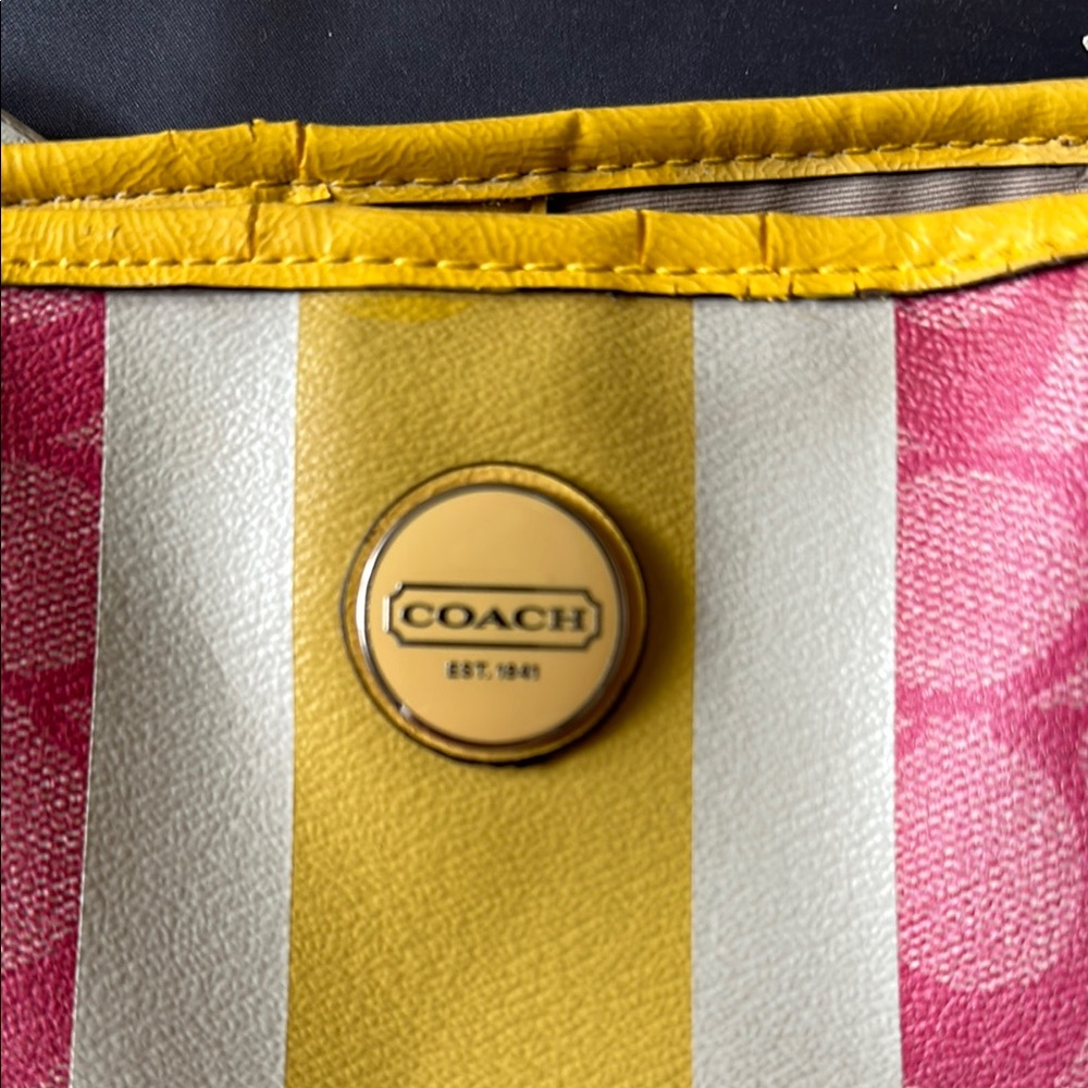 Coach Pink and Yellow Shoulder Bag with Signature Pattern - Picture 14 of 17